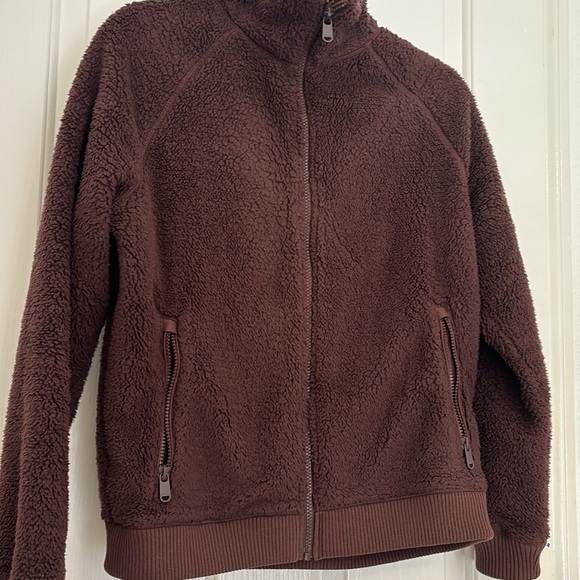 Athleta tugga fleece jacket in brown - Picture 2 of 4